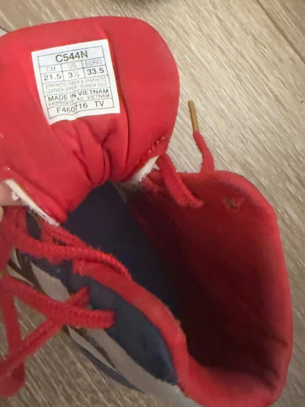 ASICS Kids Red, Navy and White High-Top wrestling Shoes, size 3.5 US